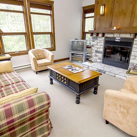 شقة Tremblant Les Eaux - Location Adp مونت تريمبلانت المظهر الخارجي الصورة